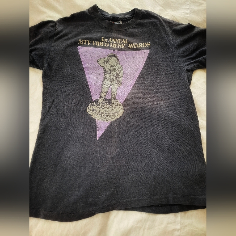 Vintage tee shirt.  1ST Annual MTV Music Awards tee shirt.